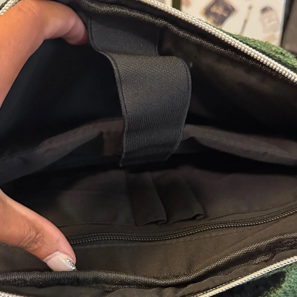 Unisex SIDE HUSTLER 15’ laptop bag